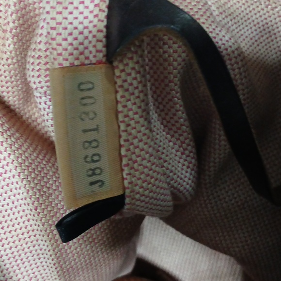 Dooney and Bourke Leather Purse - Picture 8 of 9